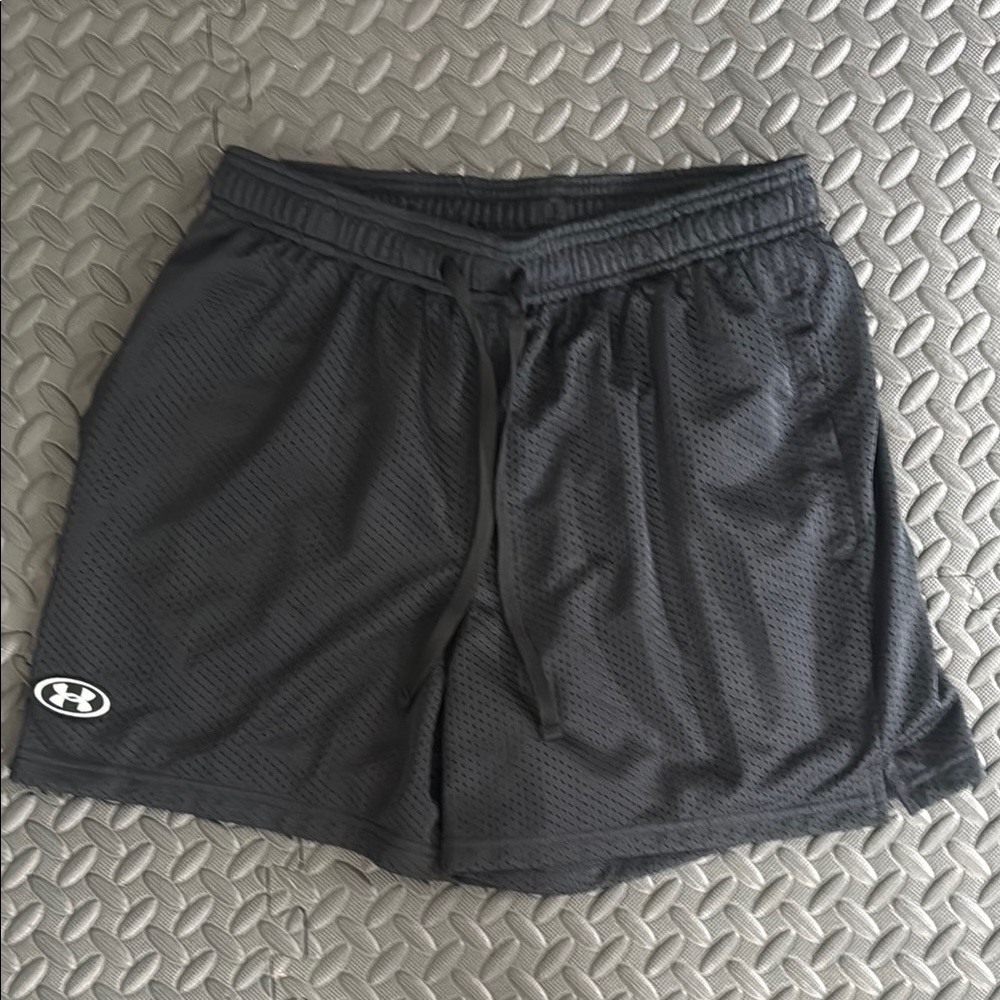 Under Armour Men's Black Athletic Shorts